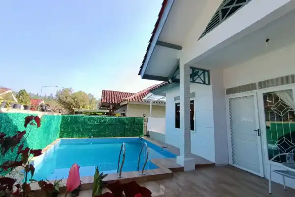 Villa E1B Sisil Kota Bunga - Villa di Puncak