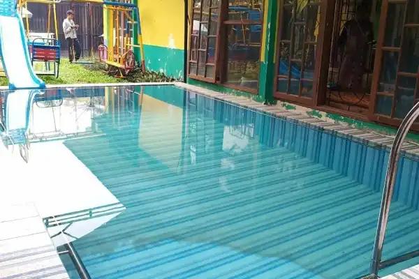 Villa Kuning Kota Bunga - Villa di Puncak