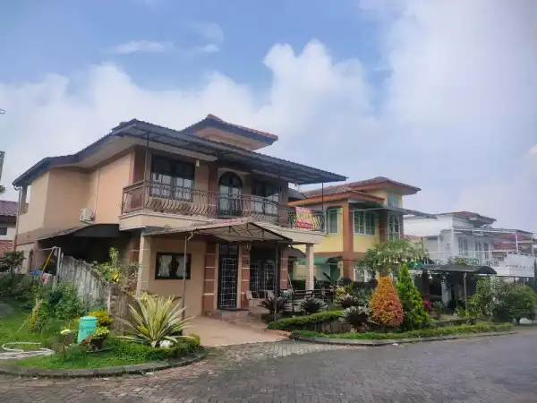 Villa N-57 5 Bedroom Kota Bunga - Villa di Puncak