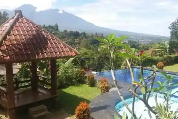 Villa Kayu Cisarua - Villa di Puncak