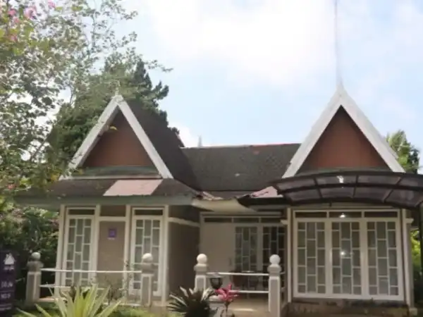 Villa M3-8 Kota Bunga