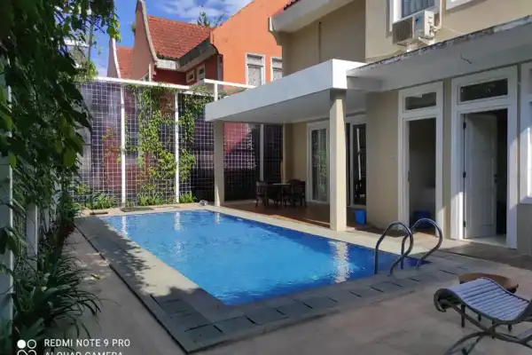 Villa Uri Kota Bunga - Villa di Puncak