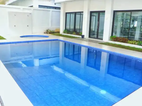 Villa Novia 2