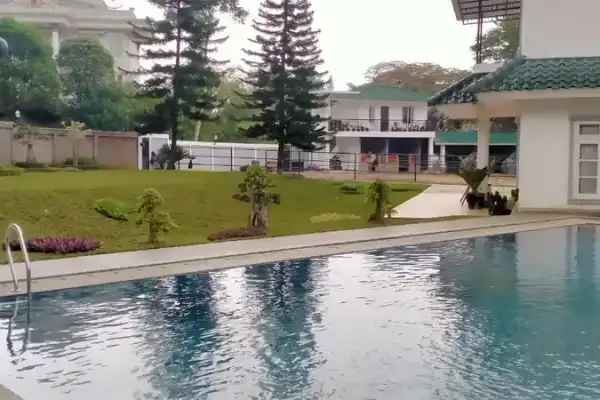 Villa Putih Puncak Resort - Villa di Puncak