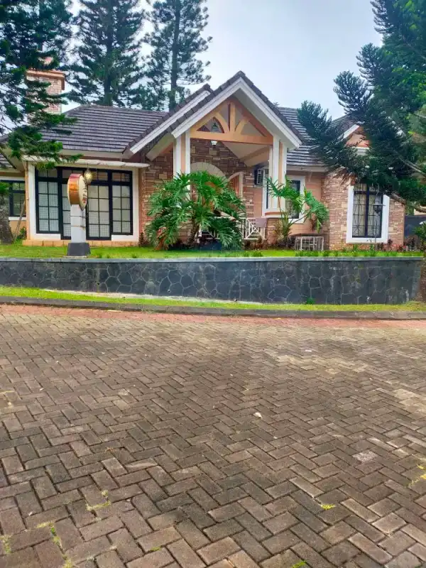 Villa A8-01 Little Indian Kota Bunga