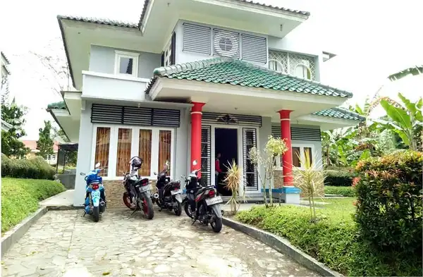 Villa Geulis Puncak Resort