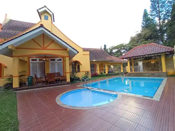 Villa R-1 4 Bedroom - Villa di Puncak