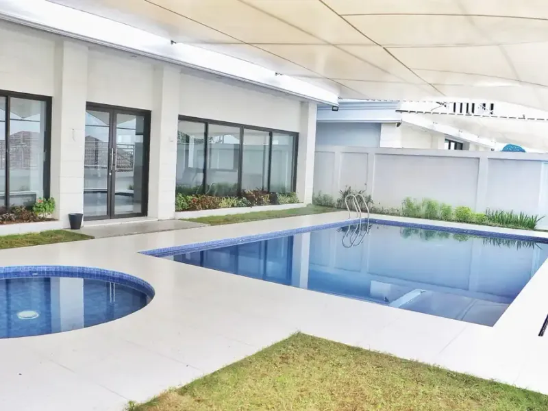 Villa Novia 1 Cisarua 25 Person