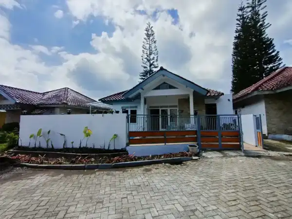 Villa Riski 3 Kamar Kota Bunga - Villa di Puncak