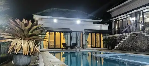 Villa Arti Cisarua 5 Bedroom - Villa di Puncak