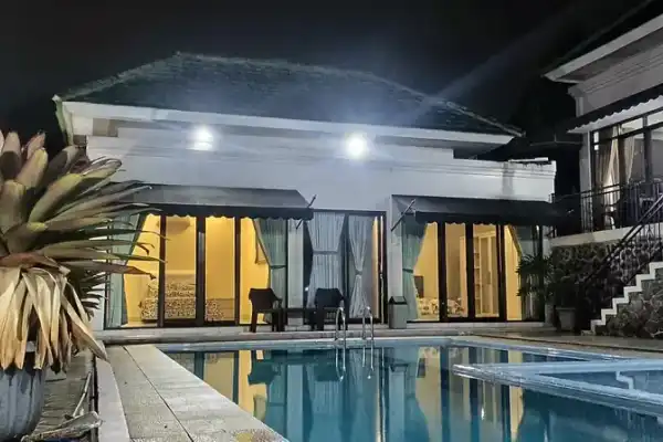 Villa Arti Cisarua 5 Bedroom - Villa di Puncak