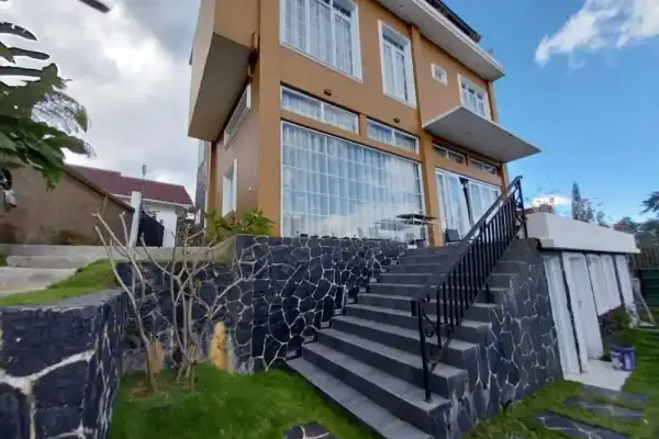 Villa Baru Cimacan - Villa di Puncak