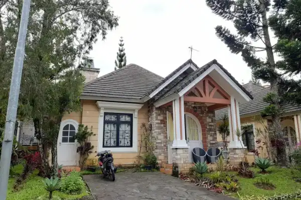 Villa Bu Alya Little Indian Kota Bunga - Villa di Puncak