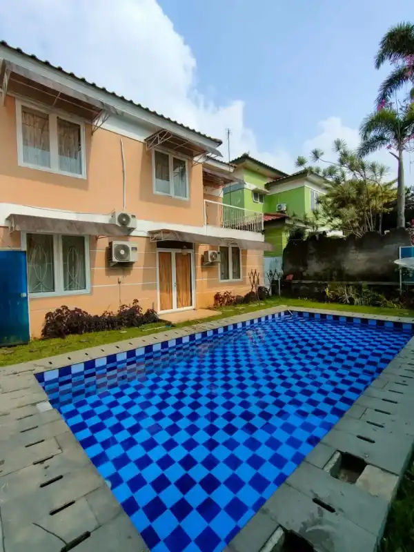 Villa N6 22 Kota Bunga - Villa di Puncak