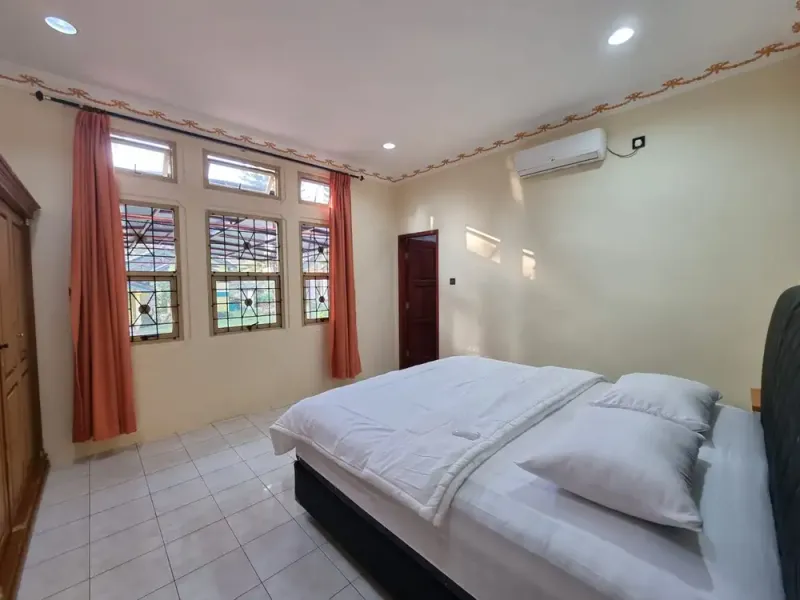 Galeri Full