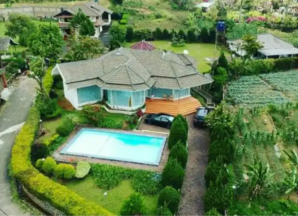 Villa Ambarita Coolibah - Villa di Puncak