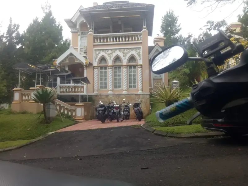 Galeri Full