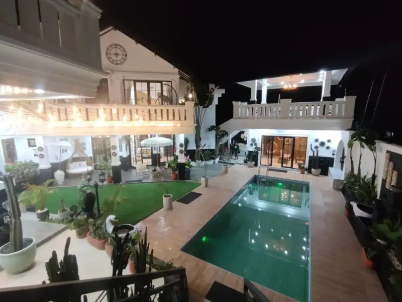 Galeri Full